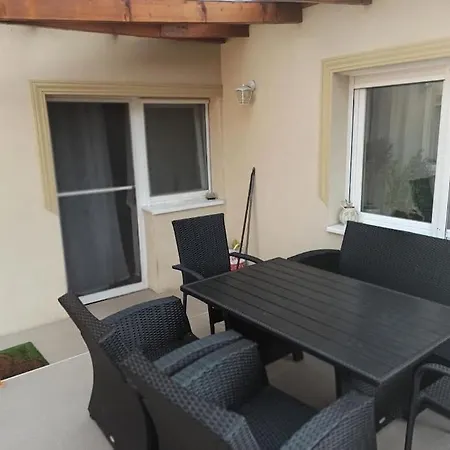 Baratsag Forever Vendeghaz Apartament