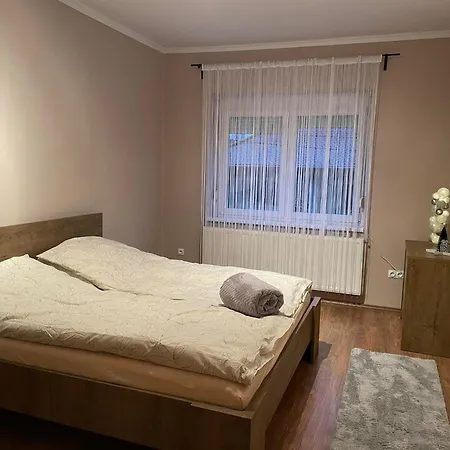 Baratsag Forever Vendeghaz Apartment Eger