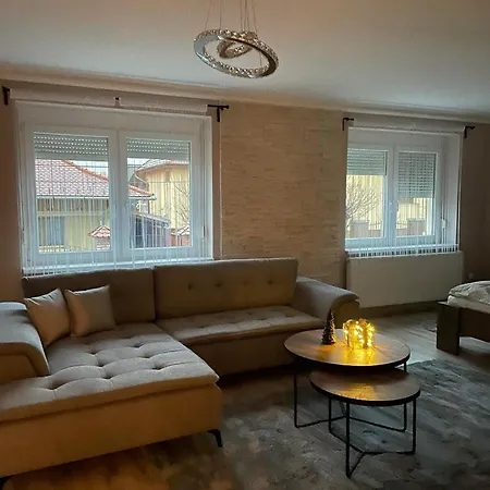 Apartment Baratsag Forever Vendeghaz *